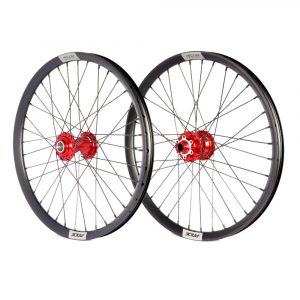 Roues 20" (406) Pride Control V2 20/15mm Red - Helium M24